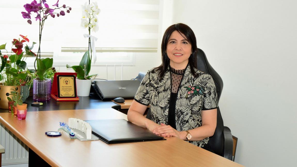 Emine ŞAHİN - Okul Müdürü